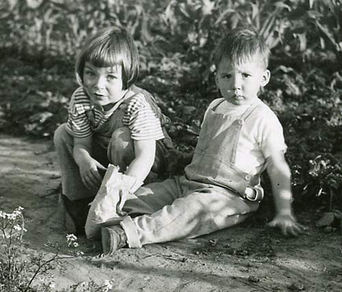 1946, Barbara & cousin Eric Kurtz.