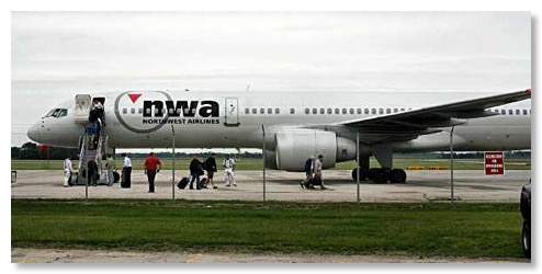 Northwest Airlines Flight 335 at Waterloo, Iowa.